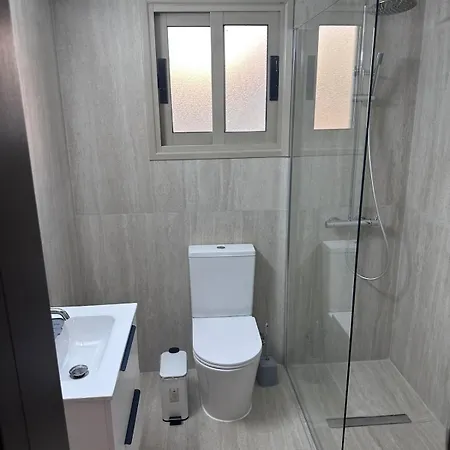 2-bed Fully Furnished Apartment